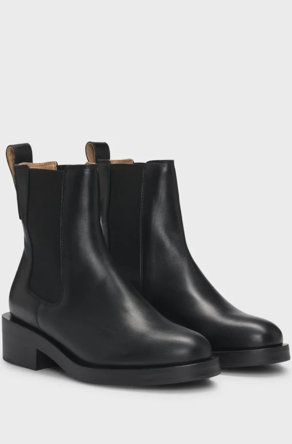 MULHER HUGO BOSS Botas>Botas Chelsea Em Pele Com Rebite De Logótipo